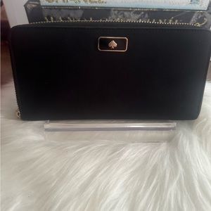 EUC Kate Spade ♠️ long zip nylon wallet